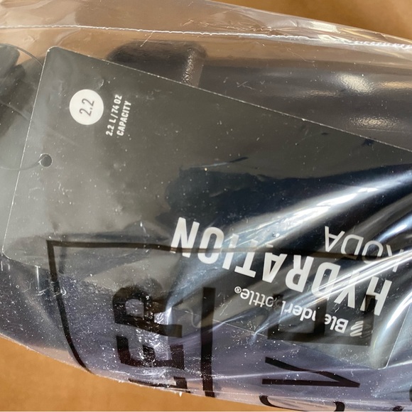 Blenderbottle extra large koda jug NWT - Picture 6 of 7